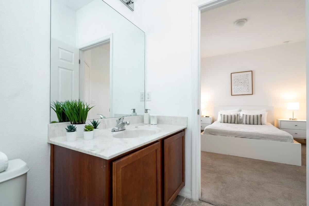 Four Bedroom W/ Screened Pool Close To Disney 4572 Kissimmee Exterior foto